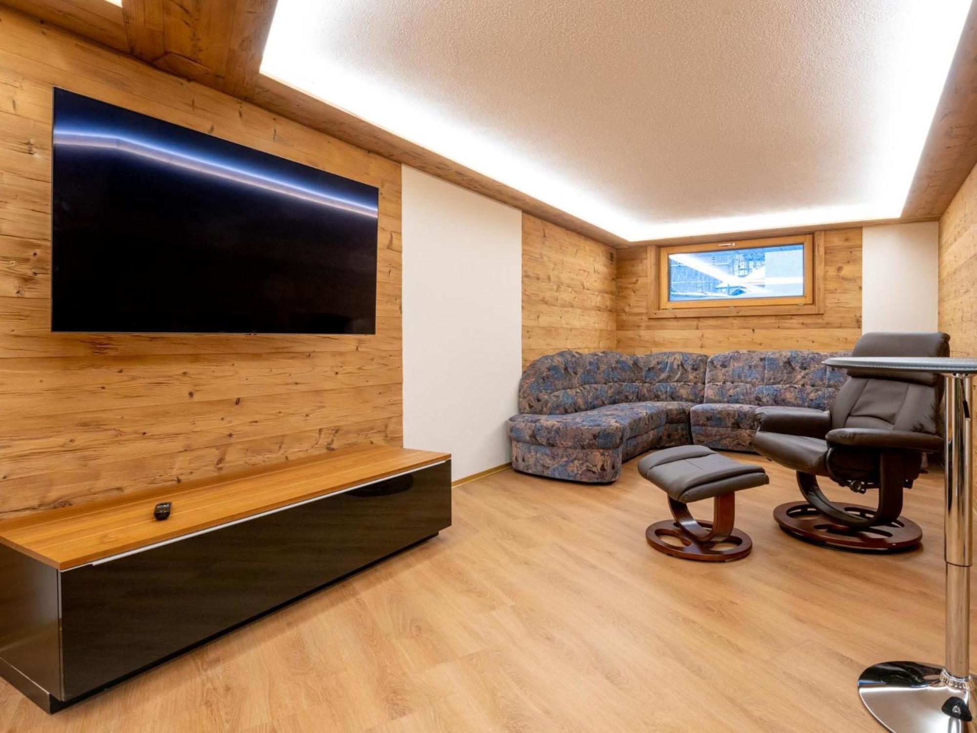 Apartment Haus Alpenrose By Interhome Saas-Almagell Esterno foto
