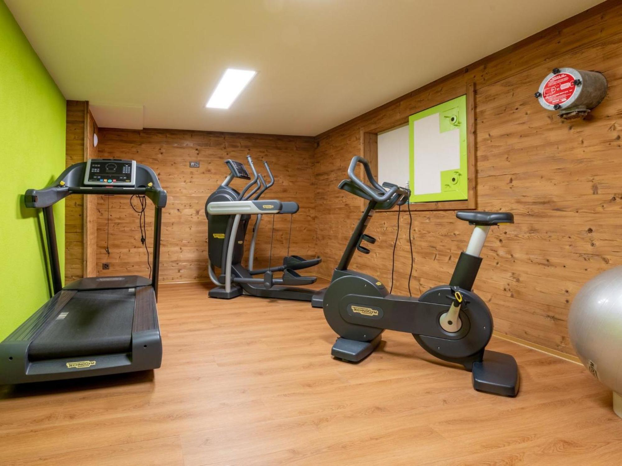 Apartment Haus Alpenrose By Interhome Saas-Almagell Esterno foto